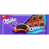 Milka Шоколадная плитка с печеньем Oreo Sandwich 92 г