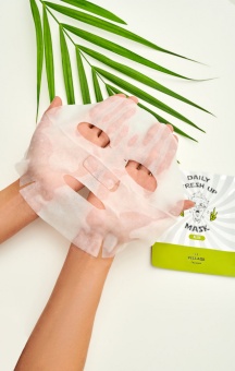 Village 11 Factory Daily Fresh UP mask_3
